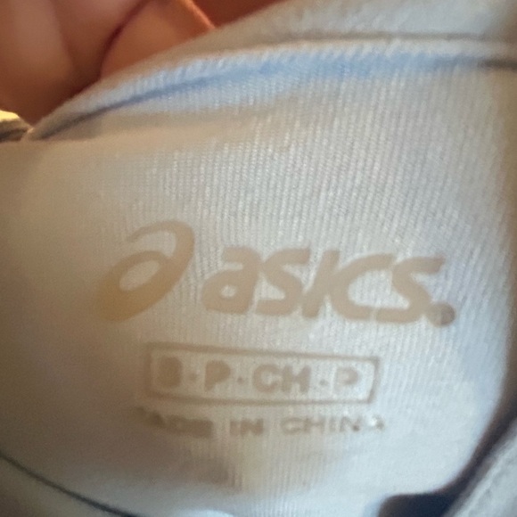 ASICS NWT  Light Blue Quarter Zip Hoodie size Small - Picture 8 of 8